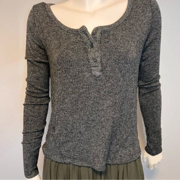 Brandy Melville Dark Heathered Grey Long Sleeves Super Soft Sweater One Size - Picture 9 of 10